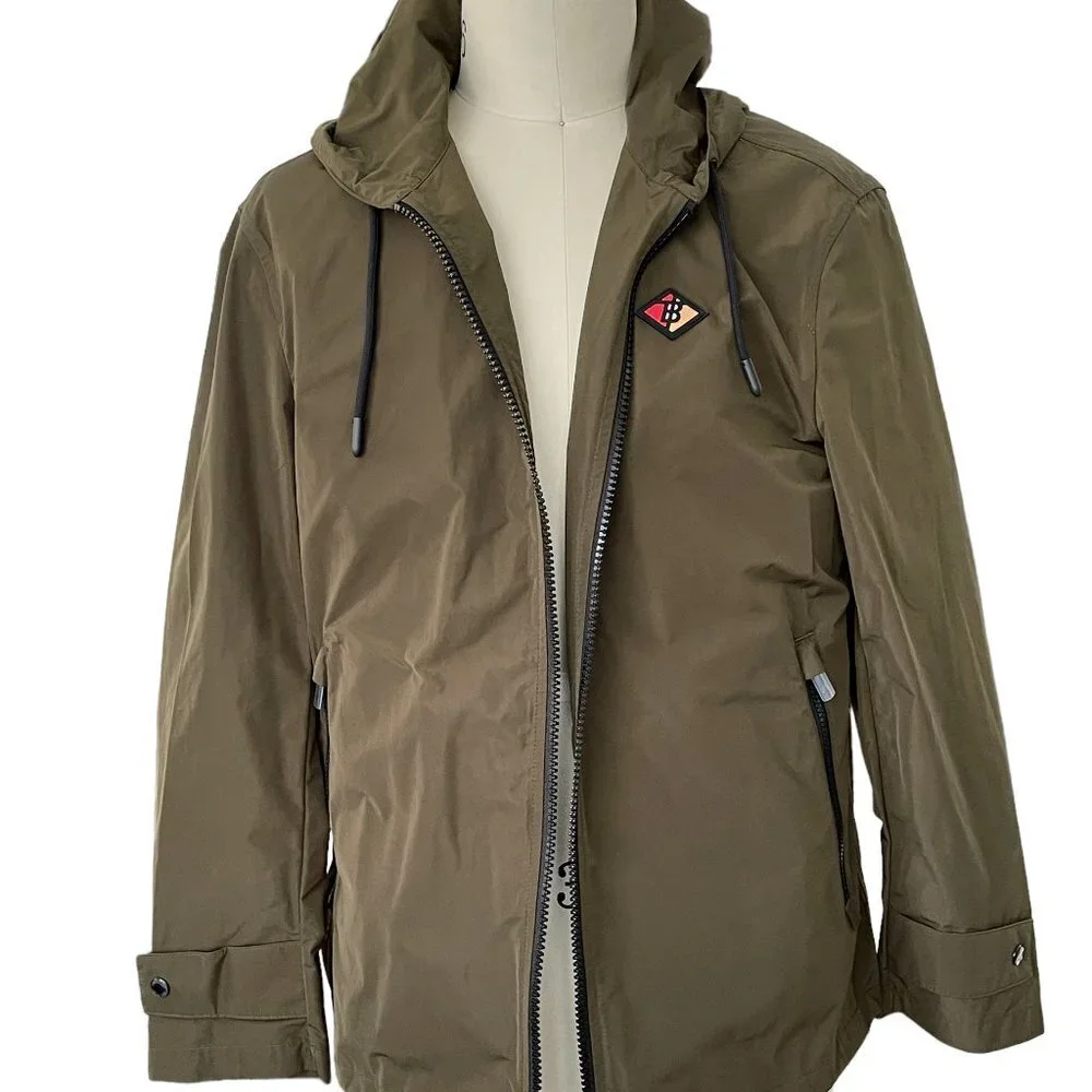 Burberry Everton Nylon Men's hooded Jacket, size 50,‎ 40 US, Oversized styling